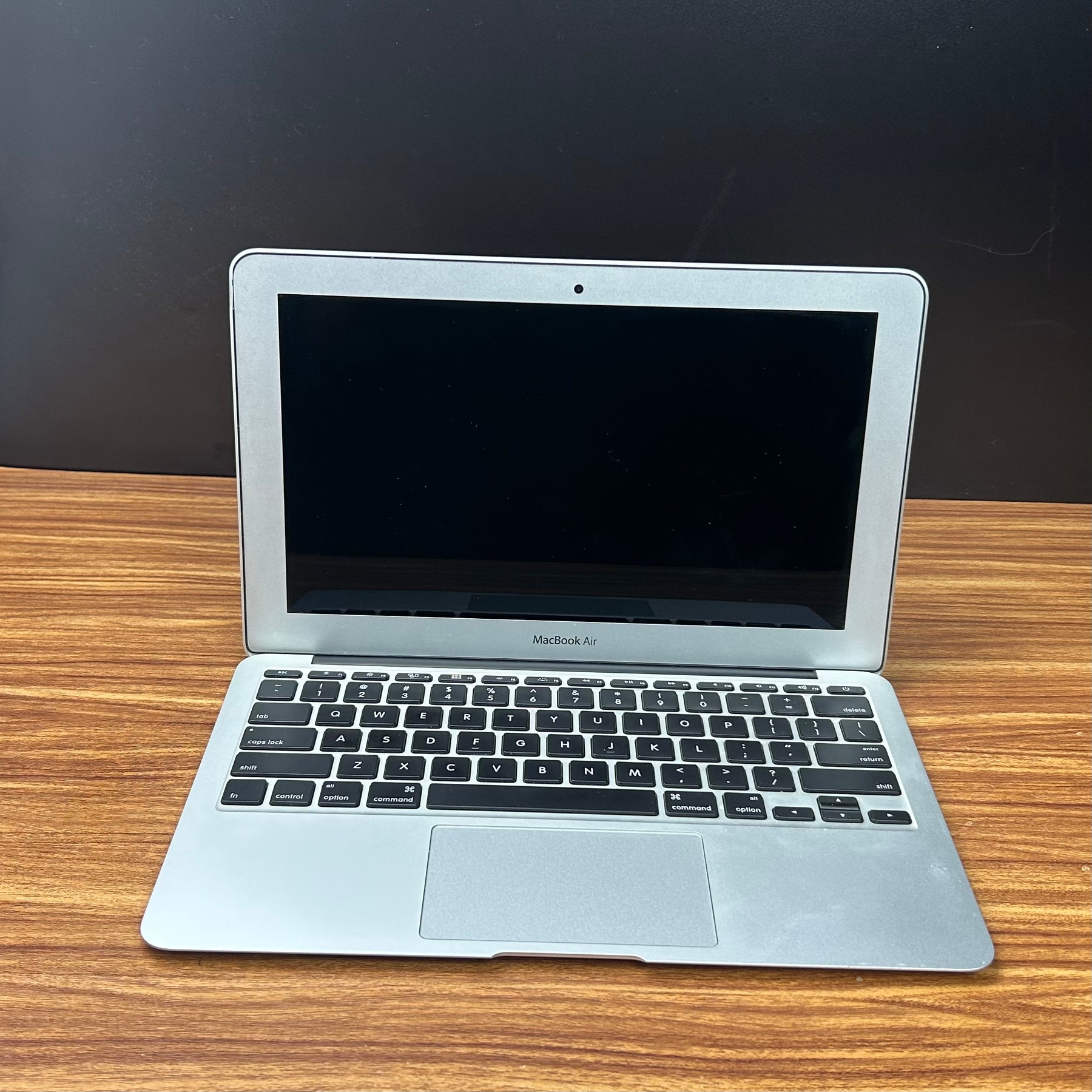 MacBook Air 2014 Usado 11" | i5, 4GB RAM, 256GB | TrocaTech