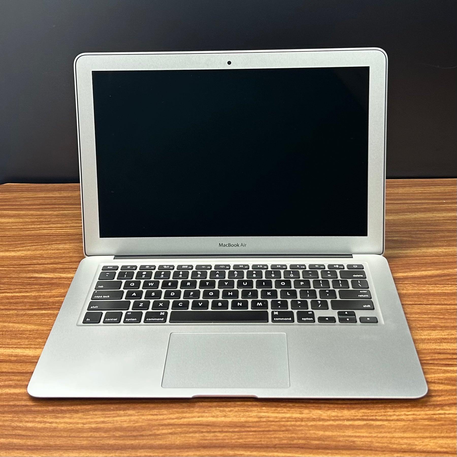 MacBook Air 2017 Usado 13" | i5, 8GB RAM, 128GB | TrocaTech