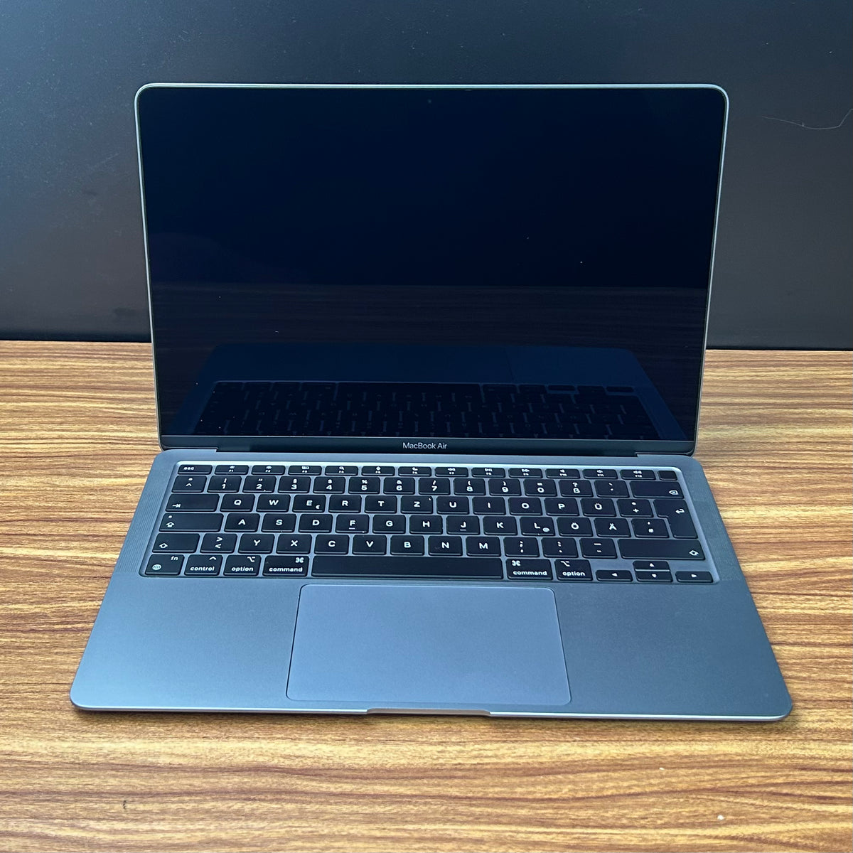 MacBook Air 2020 Usado 13" | APPLE M1, 8GB RAM, 256SSD| TrocaTech
