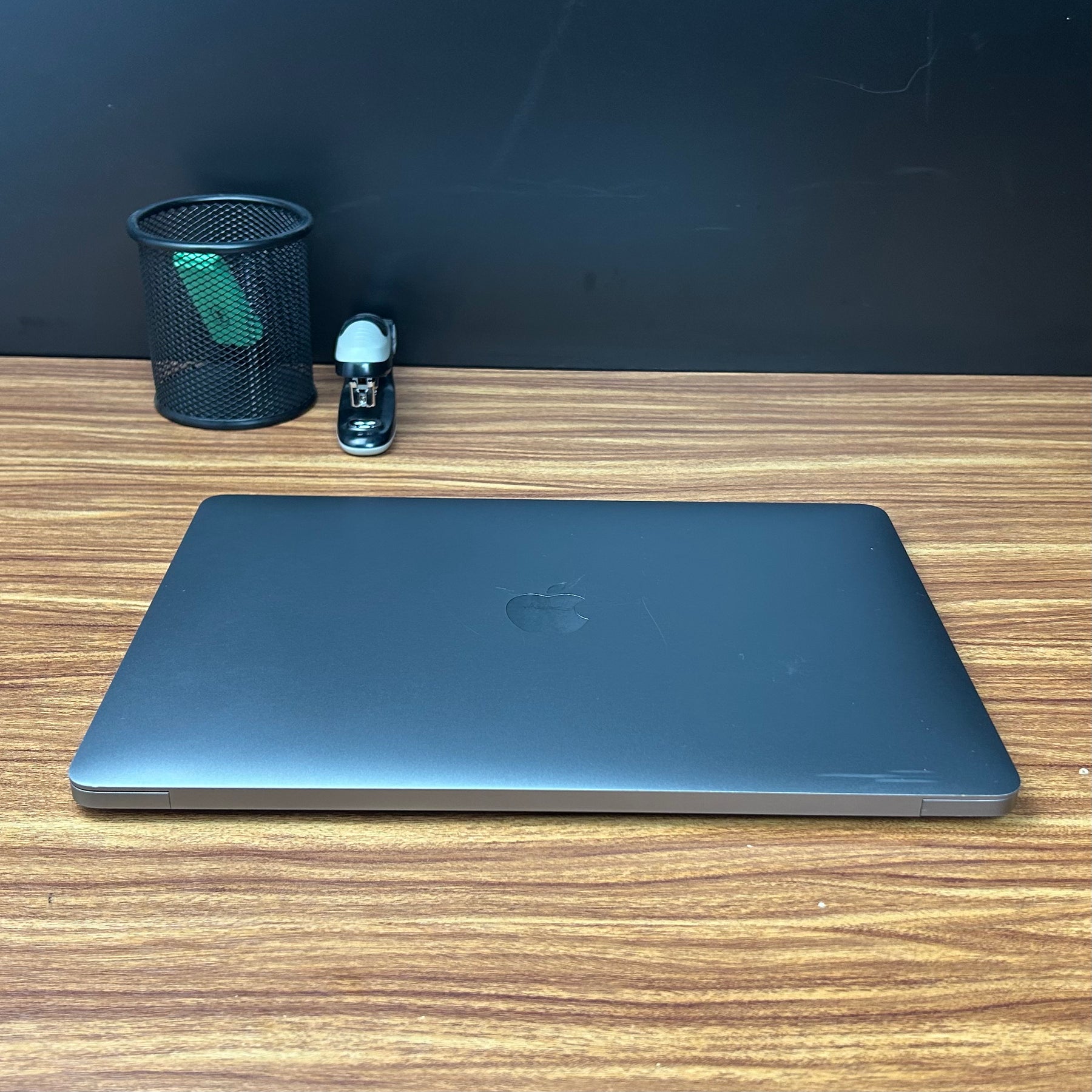 MacBook Air 2020 Usado 13" | i5, 8GB RAM, 500GB | TrocaTech