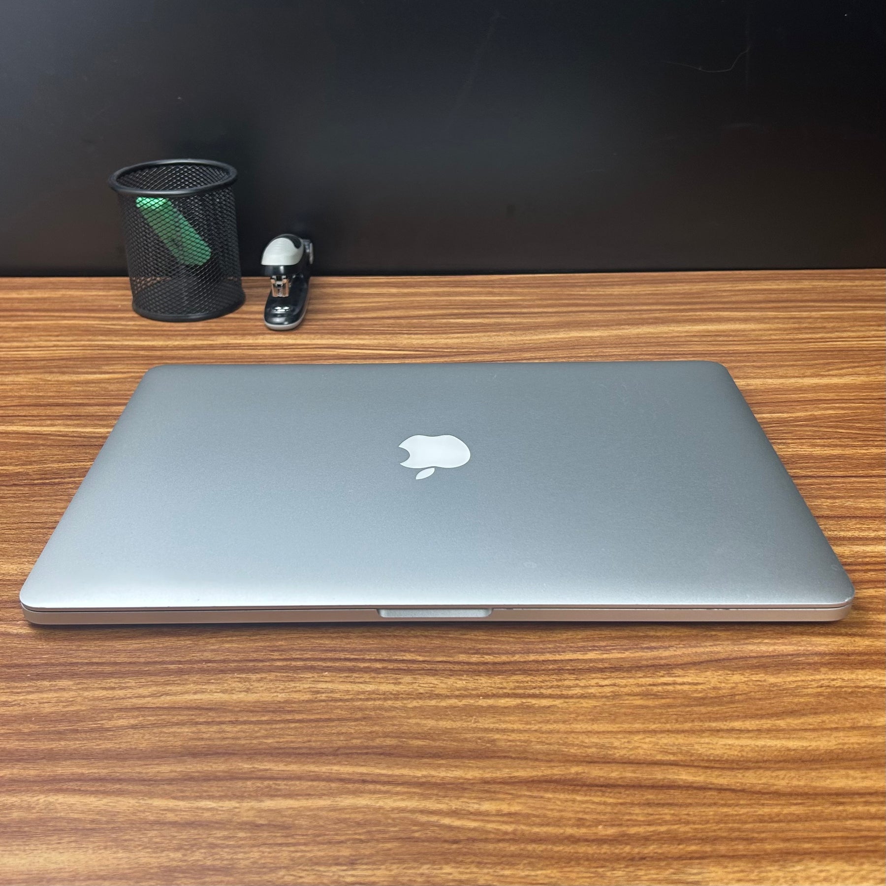 MacBook Pro 2015 Usado 15" | i7, 16GB RAM 256GB | TrocaTech