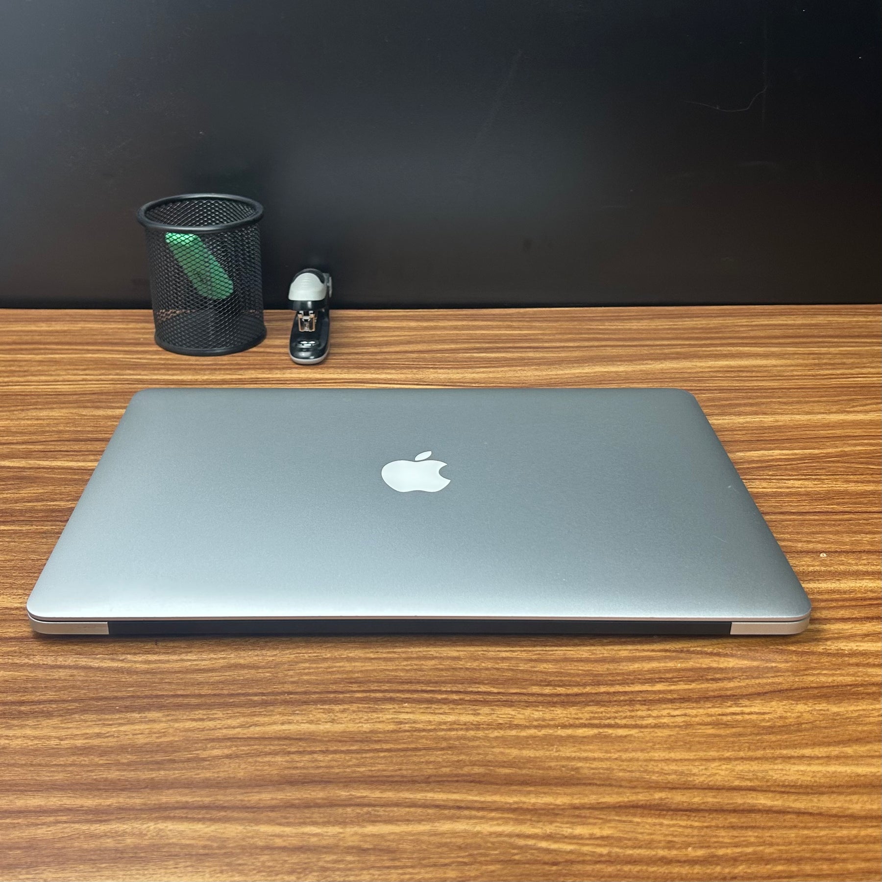 MacBook Pro 2015 Usado 15" | i7, 16GB RAM 256GB | TrocaTech