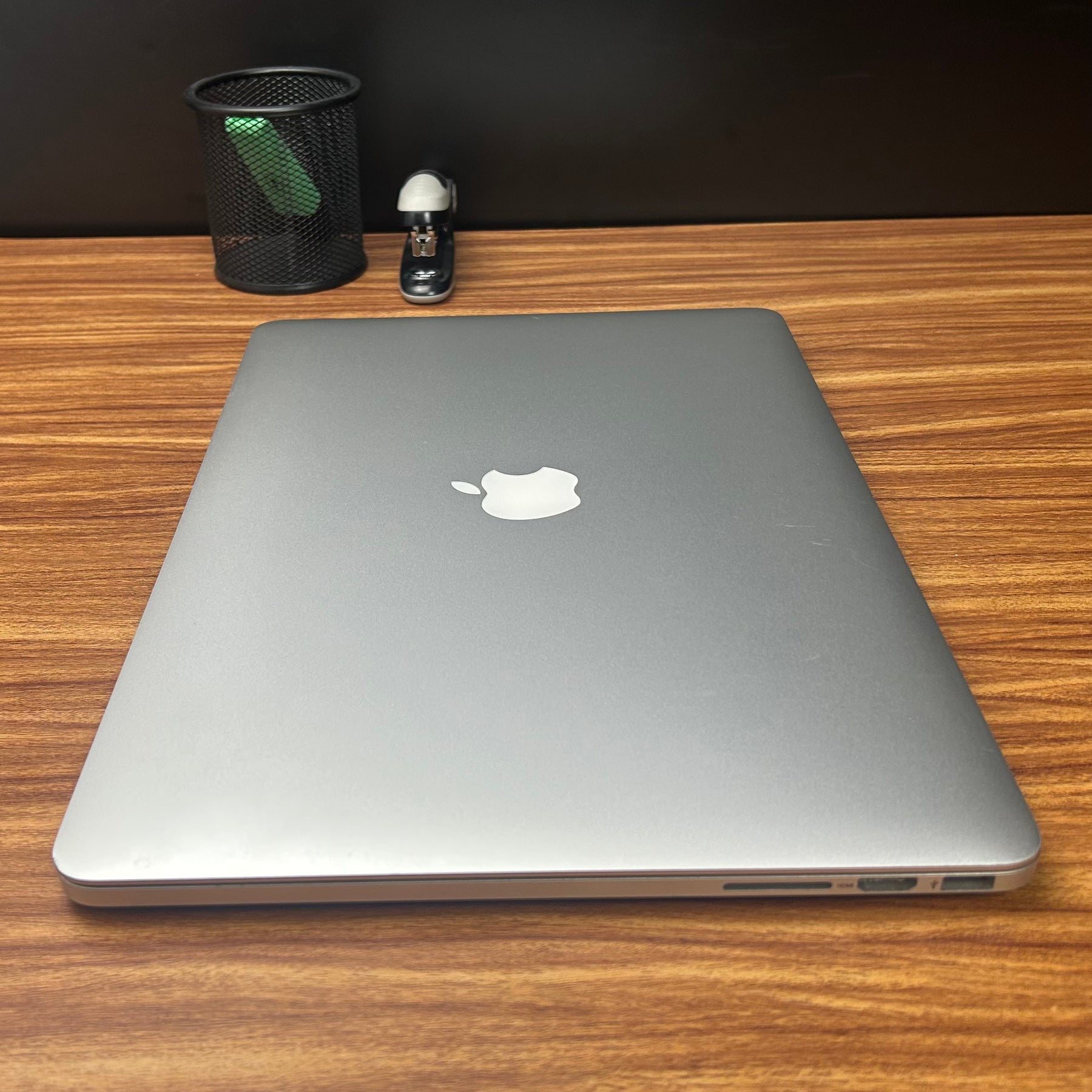 MacBook Pro 2015 Usado 15" | i7, 16GB RAM 256GB | TrocaTech