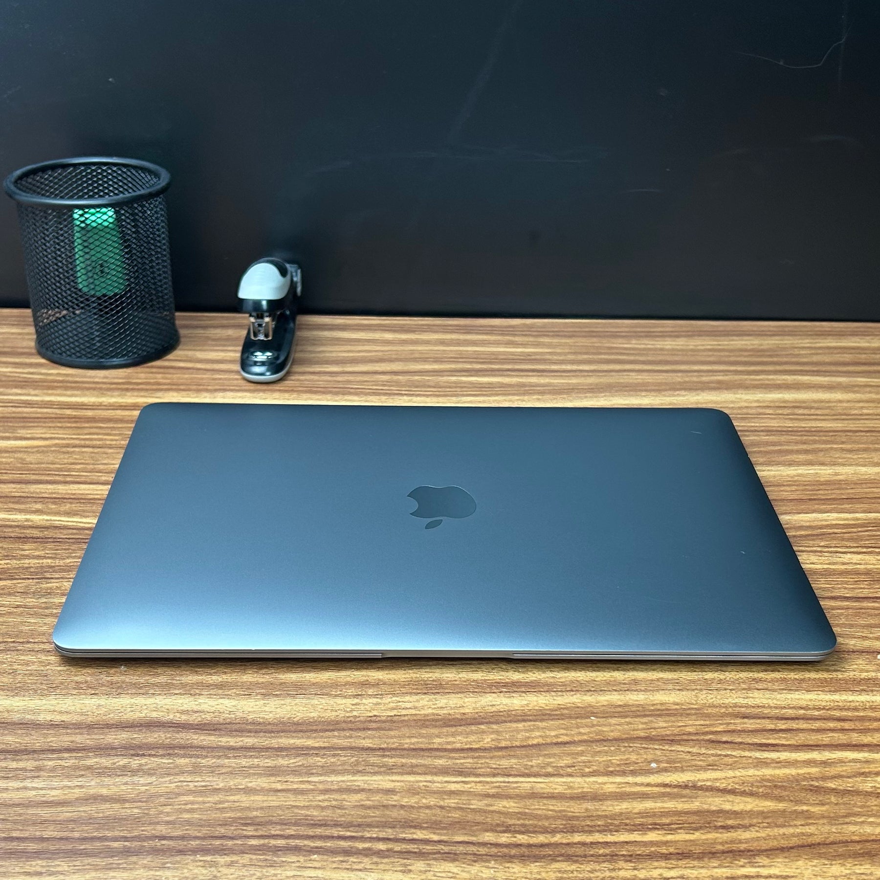 MacBook Air 2019 Usado 13" | i5, 8GB RAM,256GB | TrocaTech
