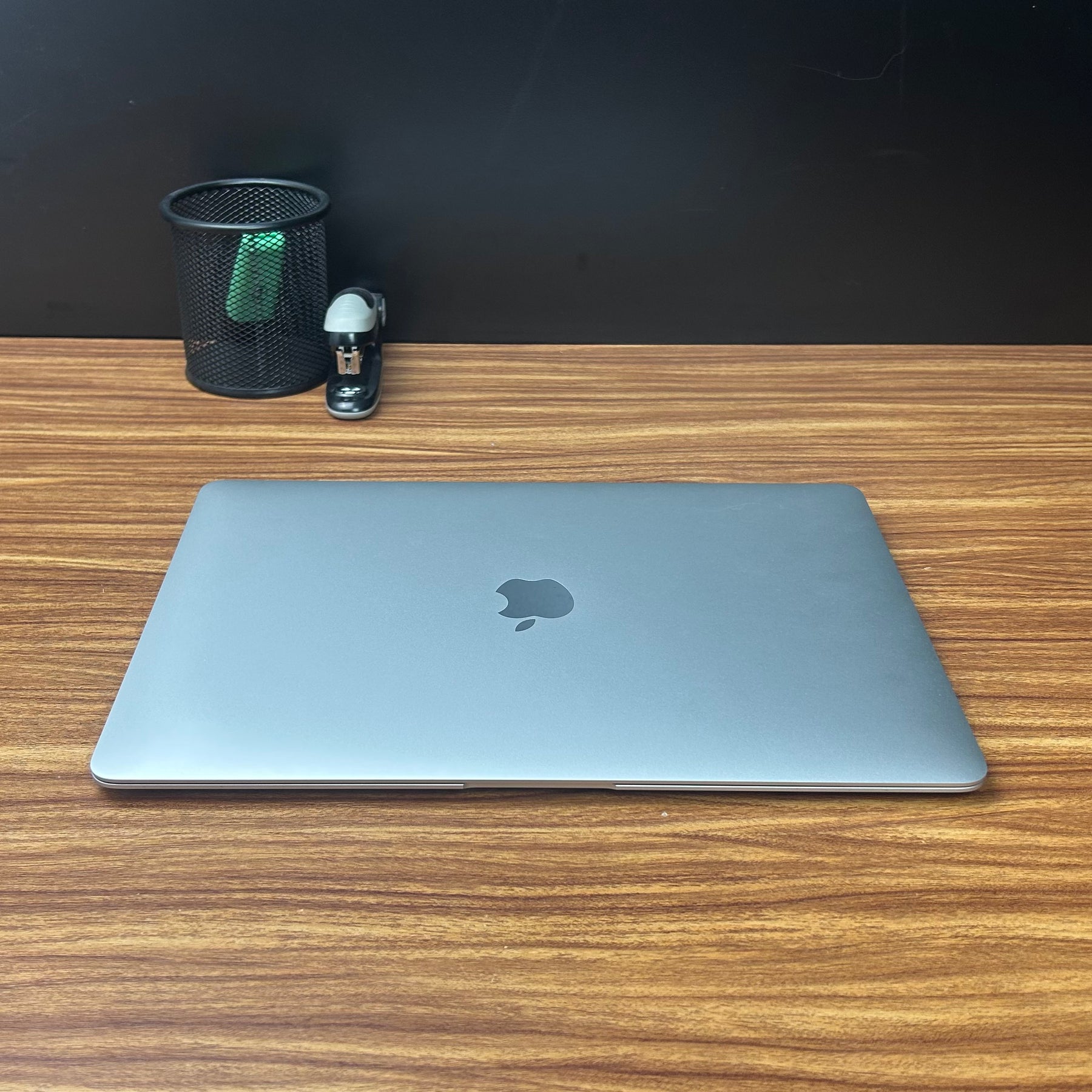 MacBook Air 2020 Usado 13" | i5, 8GB RAM, 500GB | TrocaTech