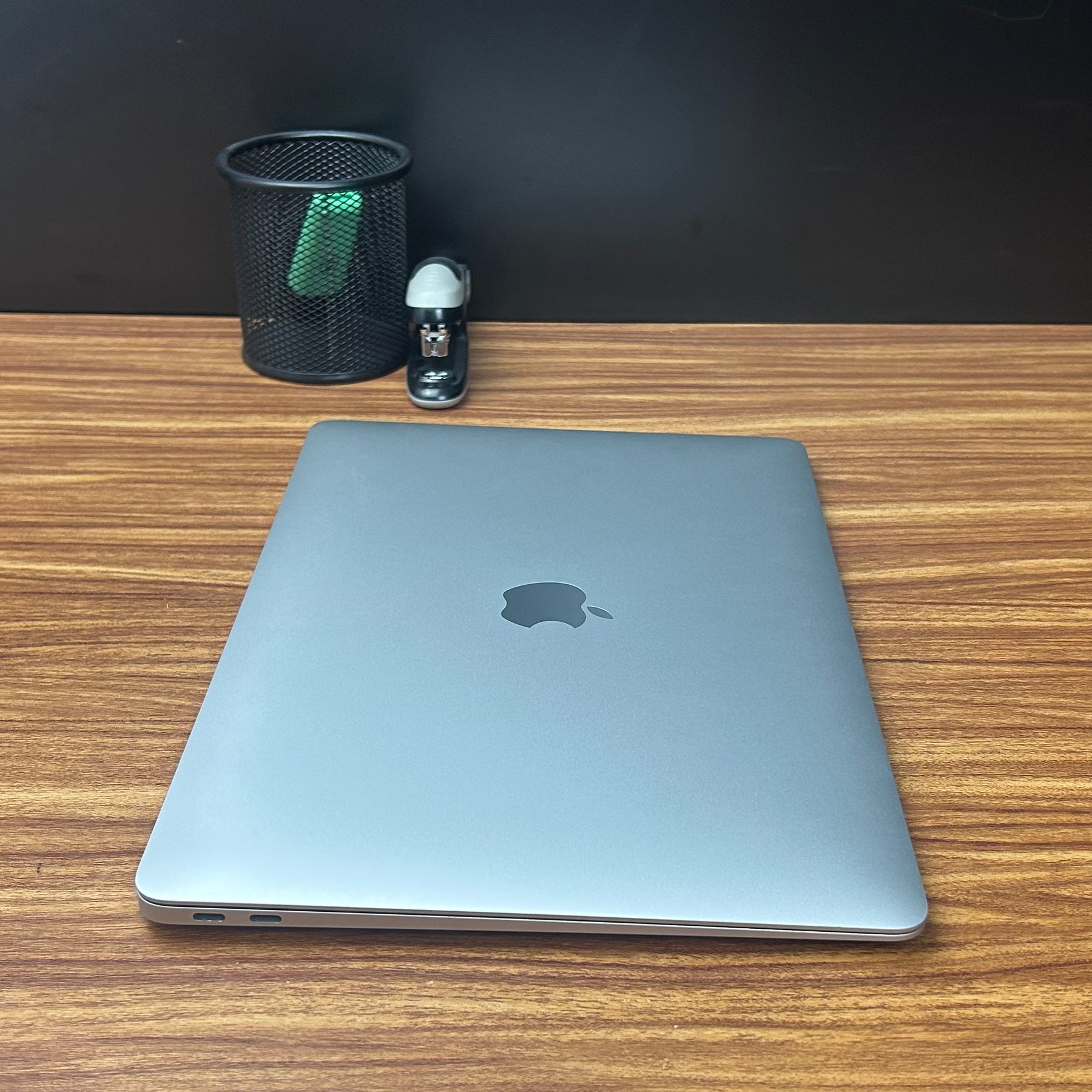 MacBook Air 2020 Usado 13" | i5, 8GB RAM, 500GB | TrocaTech