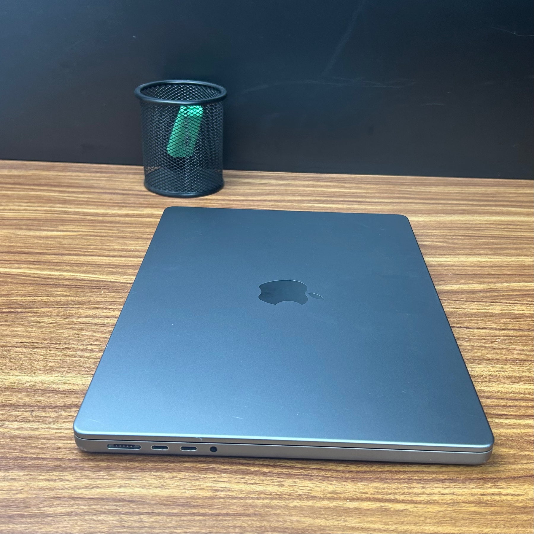 MacBook Pro 2021 Usado 14" | M1 PRO, 16GB RAM, 500GB | TrocaTech