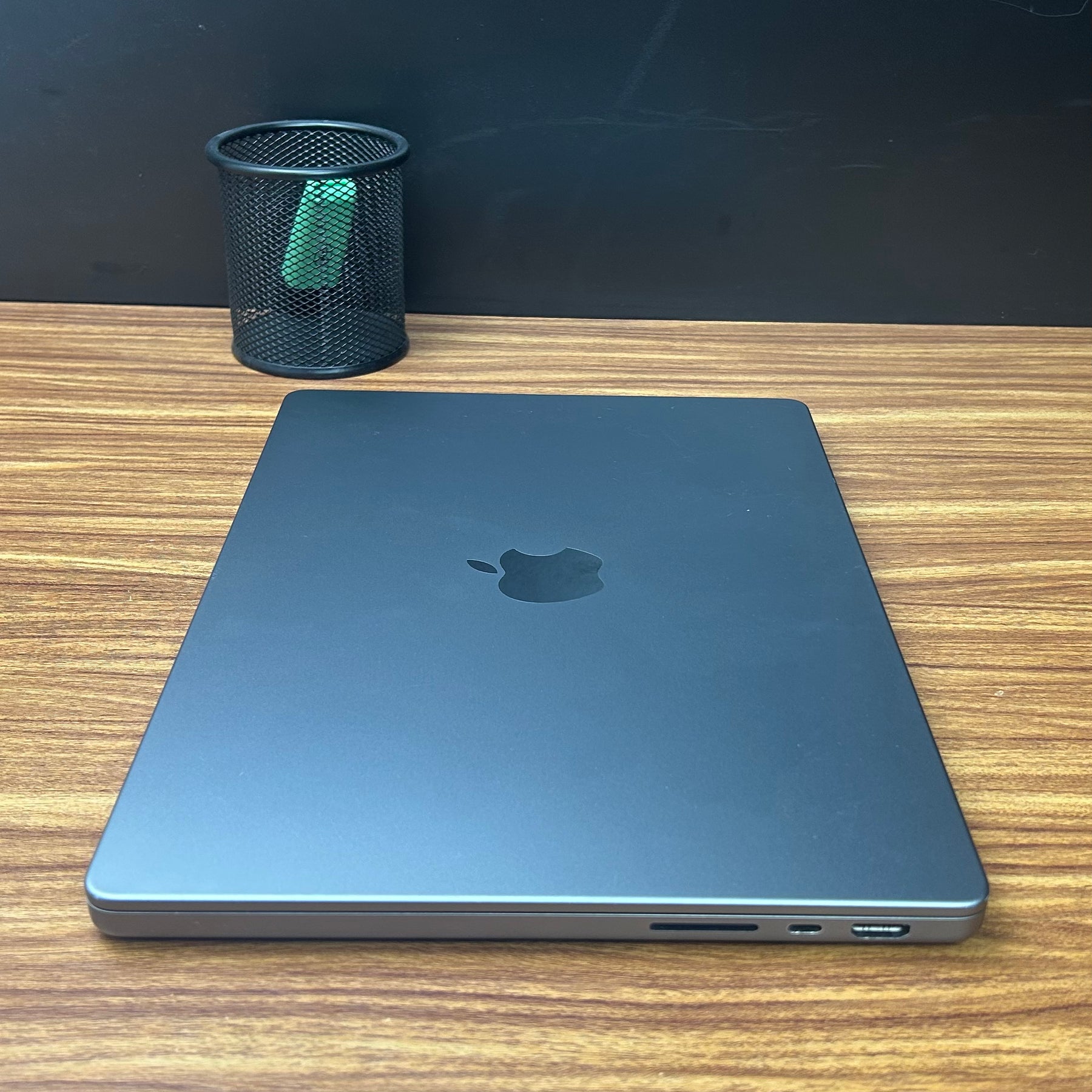 MacBook Pro 2021 Usado 14" | M1 PRO, 16GB RAM, 500GB | TrocaTech