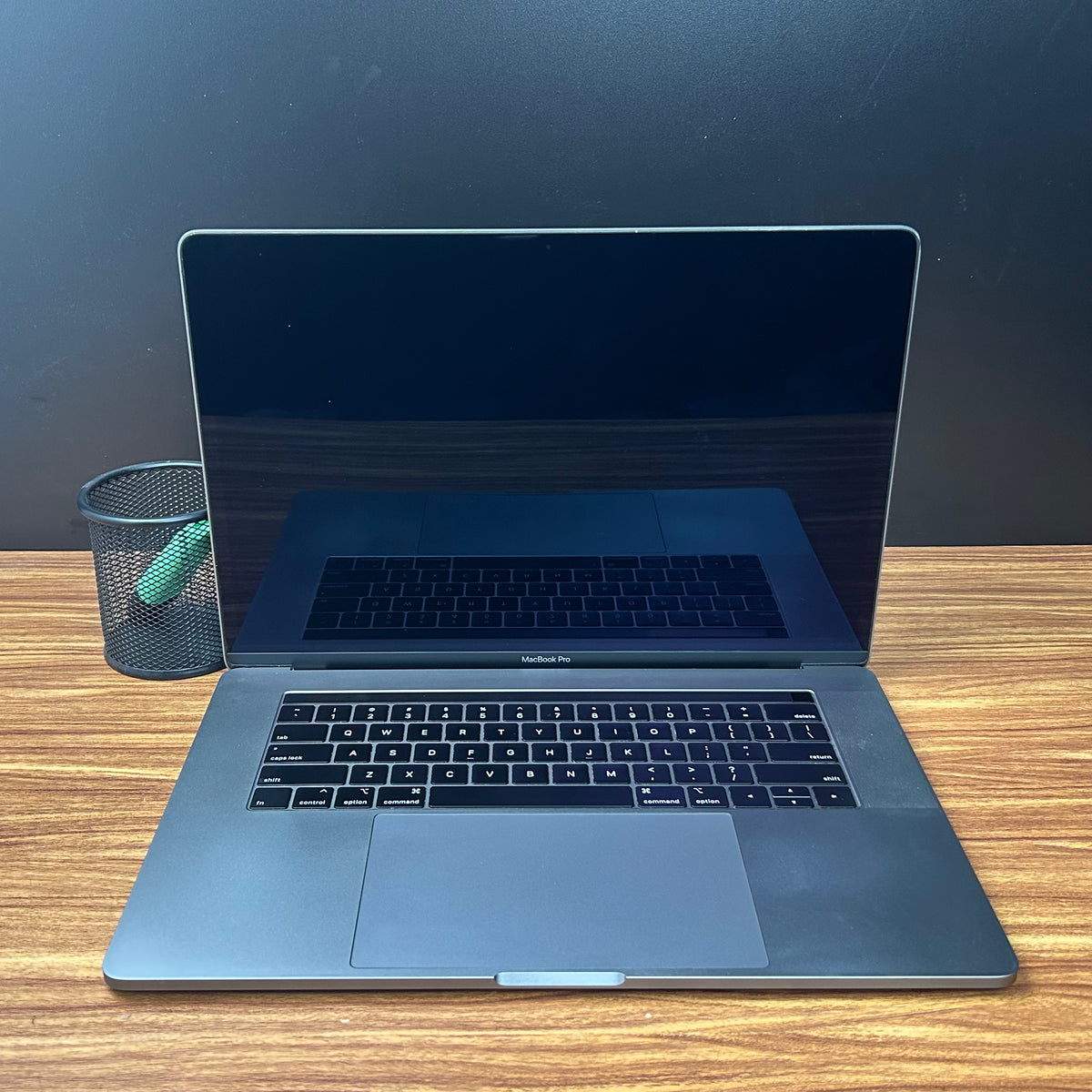 MacBook Pro 2019 Usado 15" | i9, 16GB RAM, 500GB SSD | TrocaTech