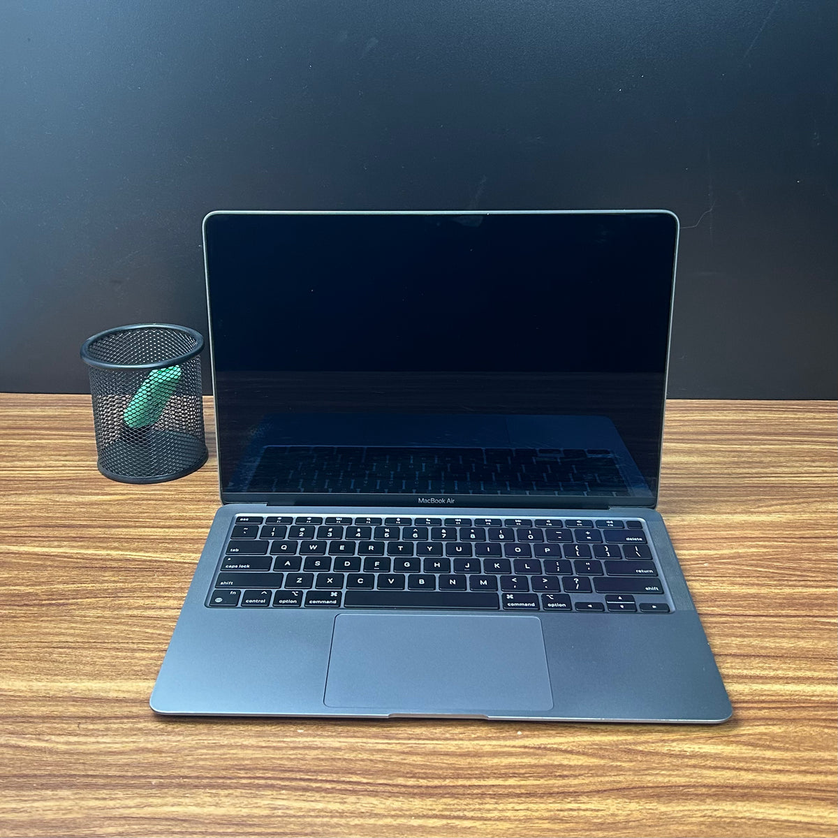 MacBook Air 2020 Usado 13" | APPLE M1, 16GB RAM, 256SSD| TrocaTech