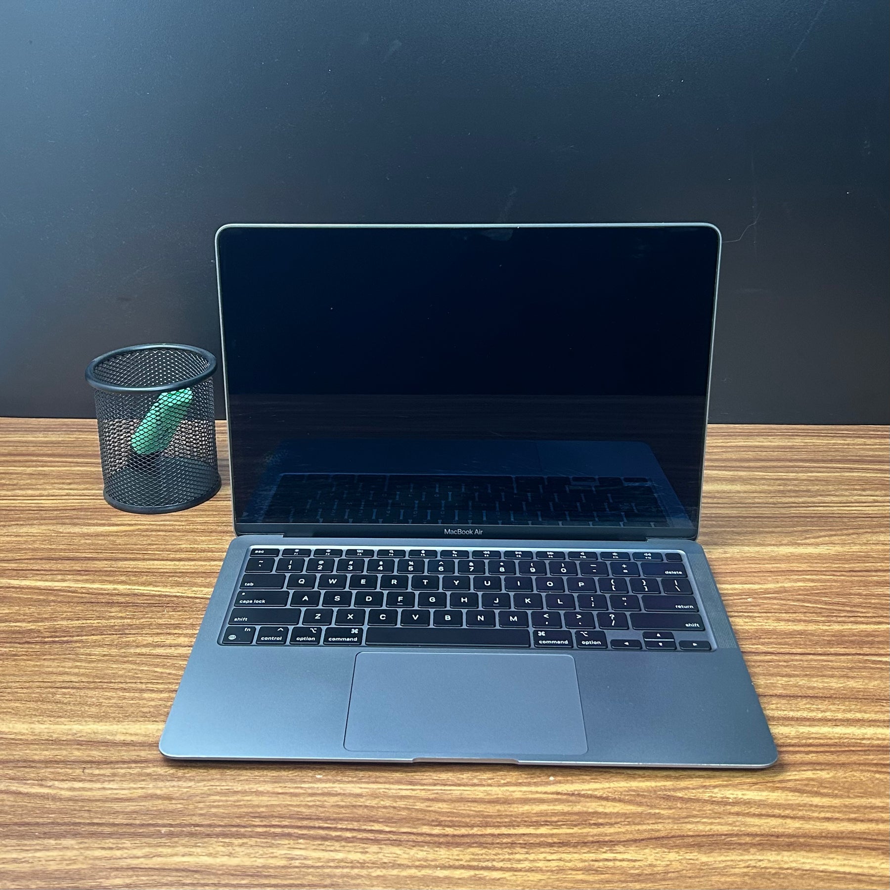 MacBook Air 2020 Usado 13" | APPLE M1, 16GB RAM, 256SSD| TrocaTech