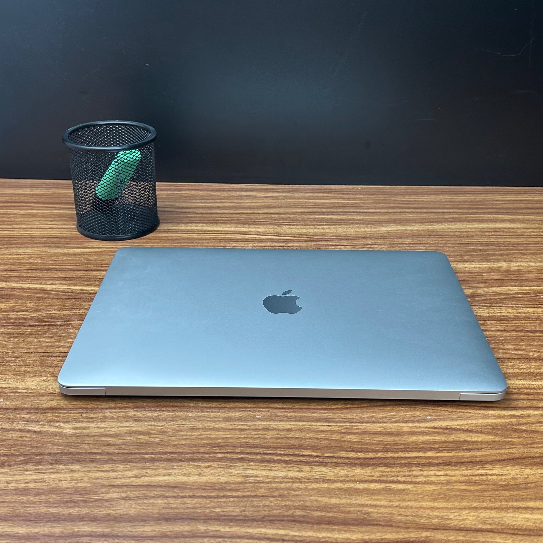MacBook Pro 2020 Usado 13" | i5 16GB RAM, 1TB SSD | TrocaTech