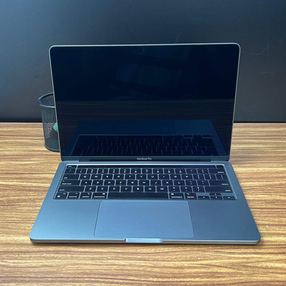 MacBook Pro 2020 Usado 13" | M1, 16GB RAM, 500GB | TrocaTech