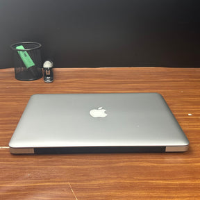 MacBook Pro 2012 Usado 13" | i5, 8GB RAM, 500GB SSD | TrocaTech