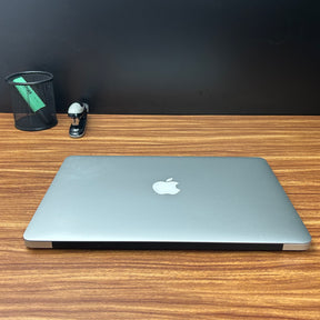 MacBook Air 2013 Usado 13" | i7 8GB RAM, 256GB | TrocaTech