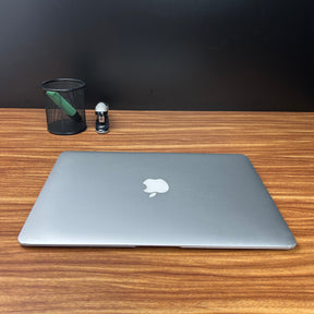 MacBook Air 2015 Usado 13" | i5, 4GB RAM, 128GB | TrocaTech