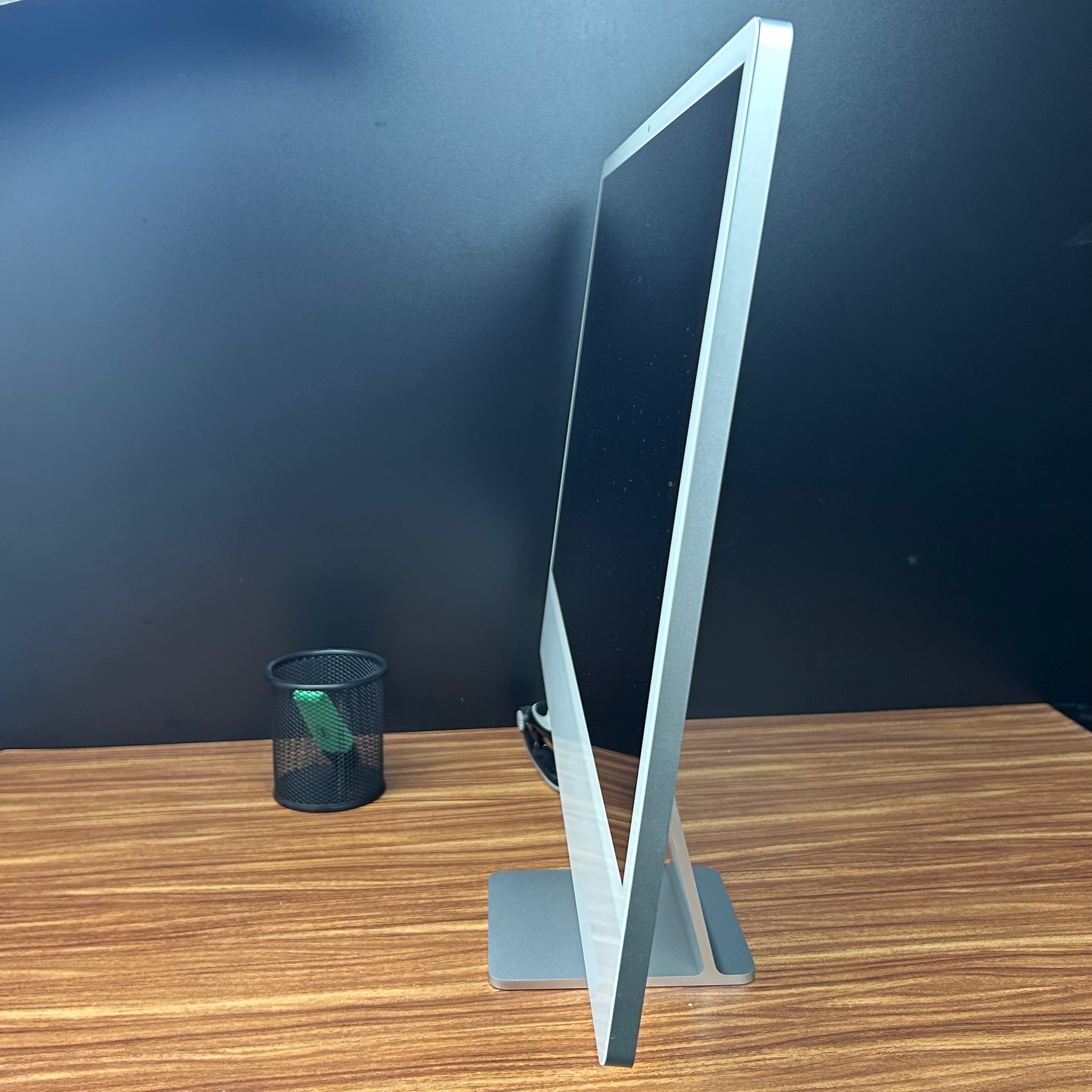iMac 2023 Usado 24" | APPLE M3, 8GB RAM, 500GB | TrocaTech