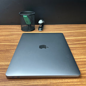 MacBook Pro 2017 Usado 13" | i5, 8GB RAM, 256GB | TrocaTech