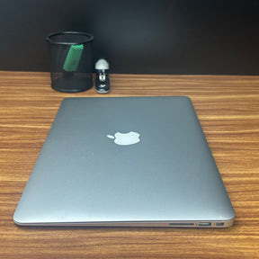 MacBook Air 2017 Usado 13" | i5, 8GB RAM, 128GB | TrocaTech