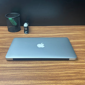 MacBook Air 2015 Usado 11" | i5, 4GB RAM , 128GB | TrocaTech