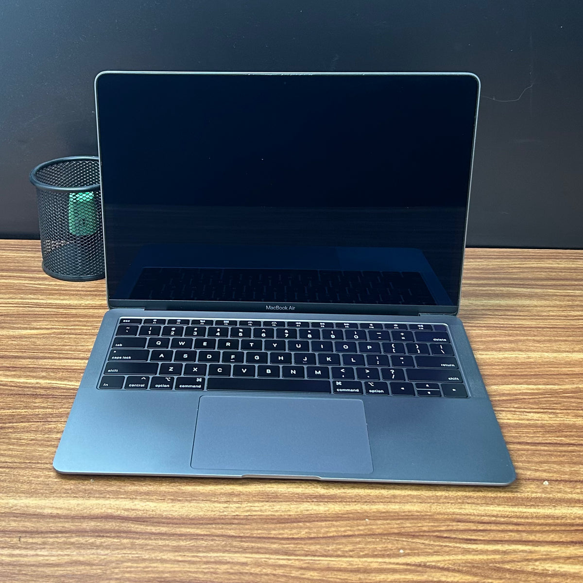 MacBook Air 2019 Usado 13" | i5, 8GB RAM,256GB | TrocaTech