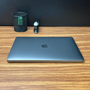 MacBook Air 2019 Usado 13" | i5, 8GB RAM,256GB | TrocaTech