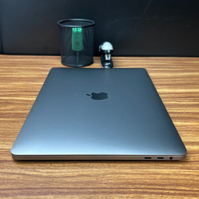 MacBook Pro 2018 Usado 13" | i5, 8GB RAM, 500GB | TrocaTech