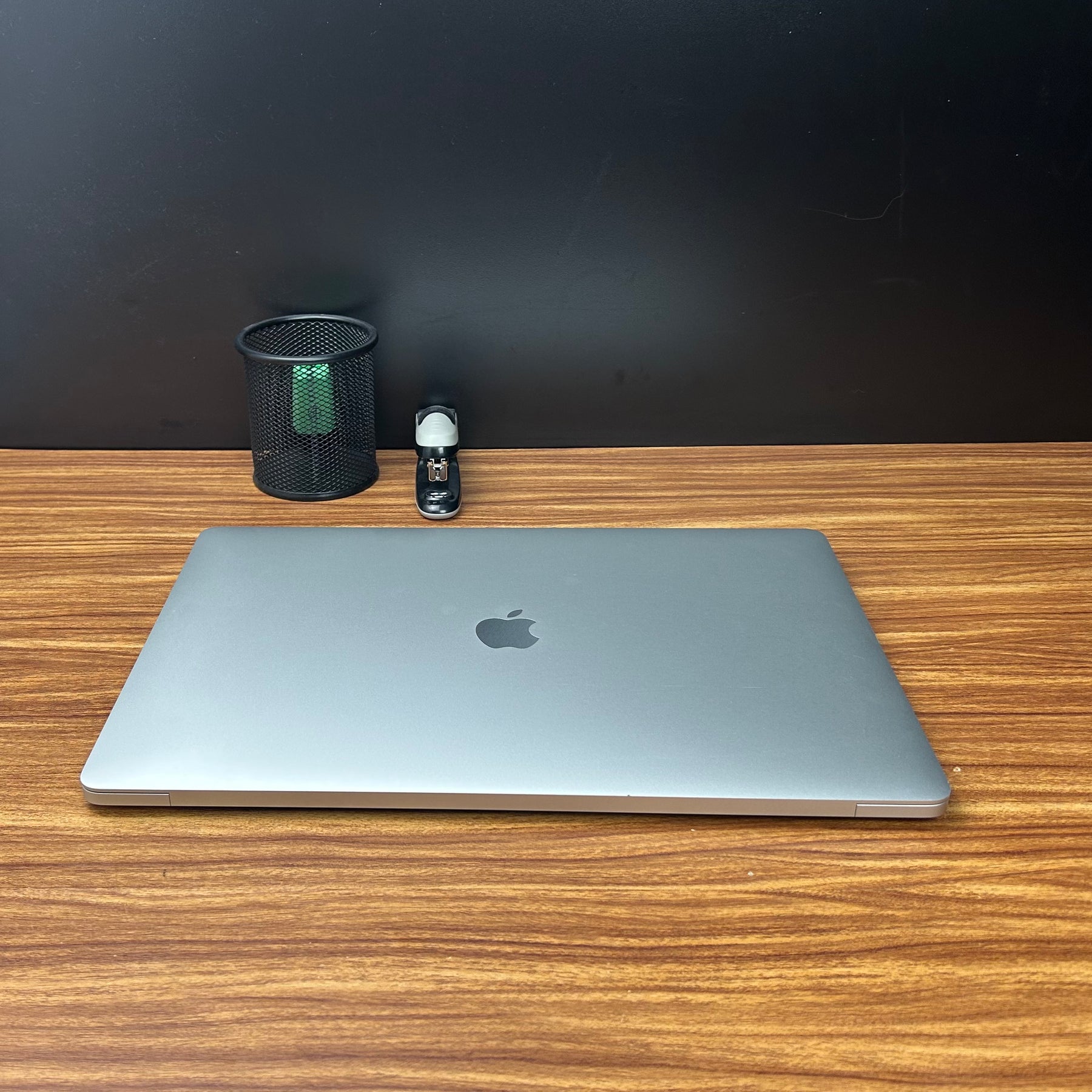MacBook Pro 2019 Usado 16" | i9, 16GB RAM, 1TB | TrocaTech