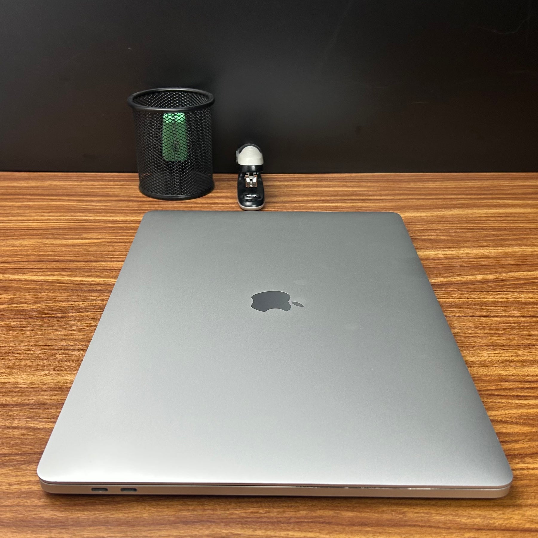 MacBook Pro 2019 Usado 16" | i9, 16GB RAM, 1TB | TrocaTech