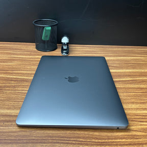 MacBook Air 2019 Usado 13" | i5, 8GB RAM, 128GB | TrocaTech