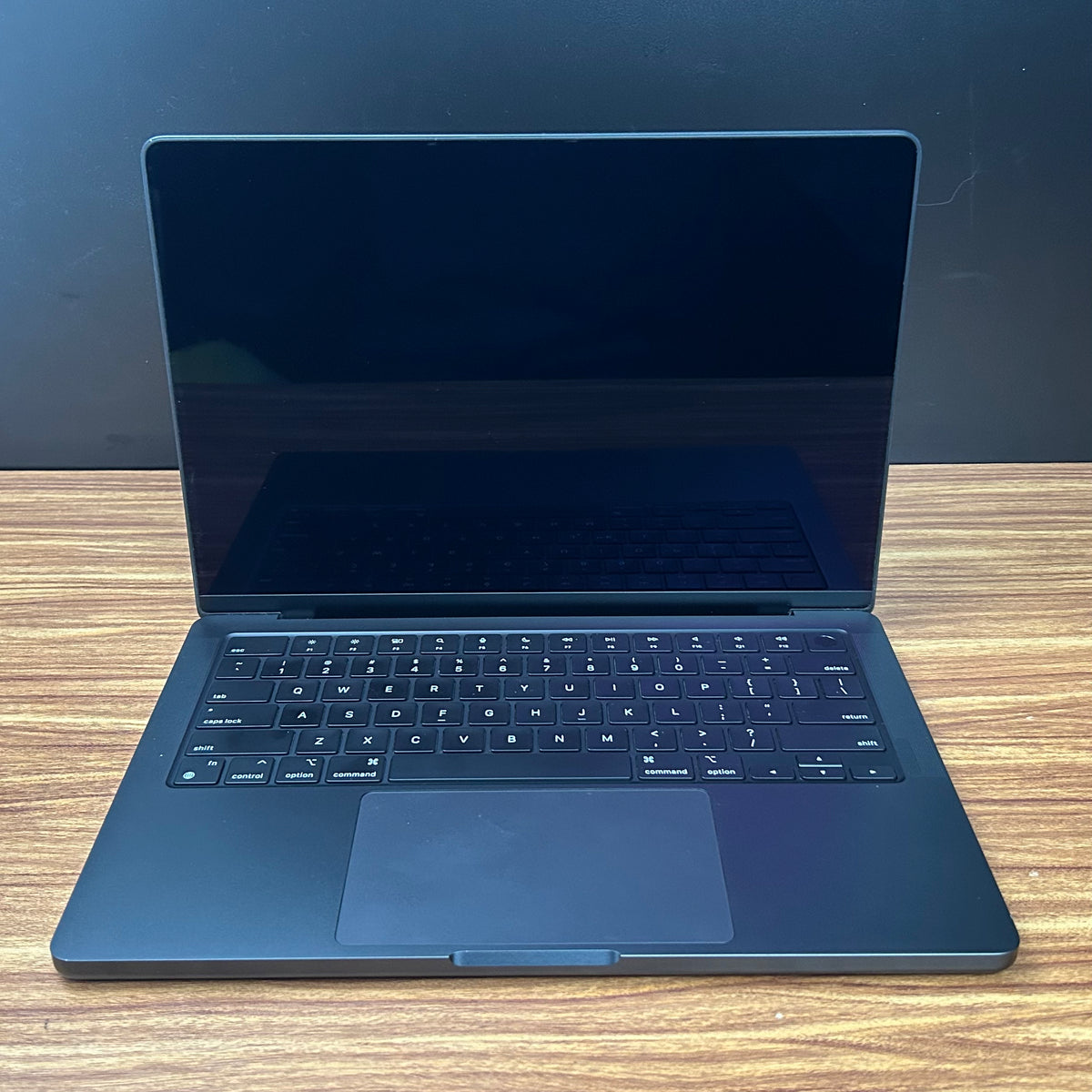 MacBook Pro 2023 Usado 14" | M3 PRO, 18GB RAM, 500GB | TrocaTech