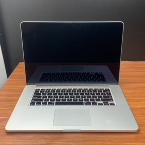 MacBook Pro 2015 Usado 15" | i7, 16GB RAM, 500GB | TrocaTech
