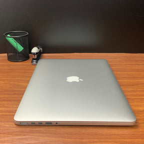 MacBook Pro 2015 Usado 15" | i7, 16GB RAM, 500GB | TrocaTech