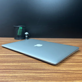 MacBook Air 2017 Usado 13" | i5, 8GB RAM, 128GB | TrocaTech
