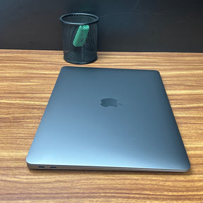 MacBook Air 2020 Usado 13" | i5, 8GB RAM, 256GB | TrocaTech