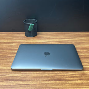 MacBook Pro 2020 Usado 13" | M1, 8GB RAM, 256GB | TrocaTech