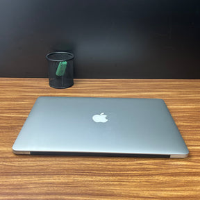 MacBook Pro 2013 Usado 15" | i7, 8GB RAM, 256GB | TrocaTech