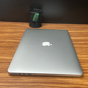MacBook Pro 2013 Usado 15" | i7, 8GB RAM, 256GB | TrocaTech