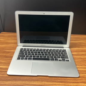 MacBook Air 2017 Usado 13" | i5, 8GB RAM, 128GB | TrocaTech