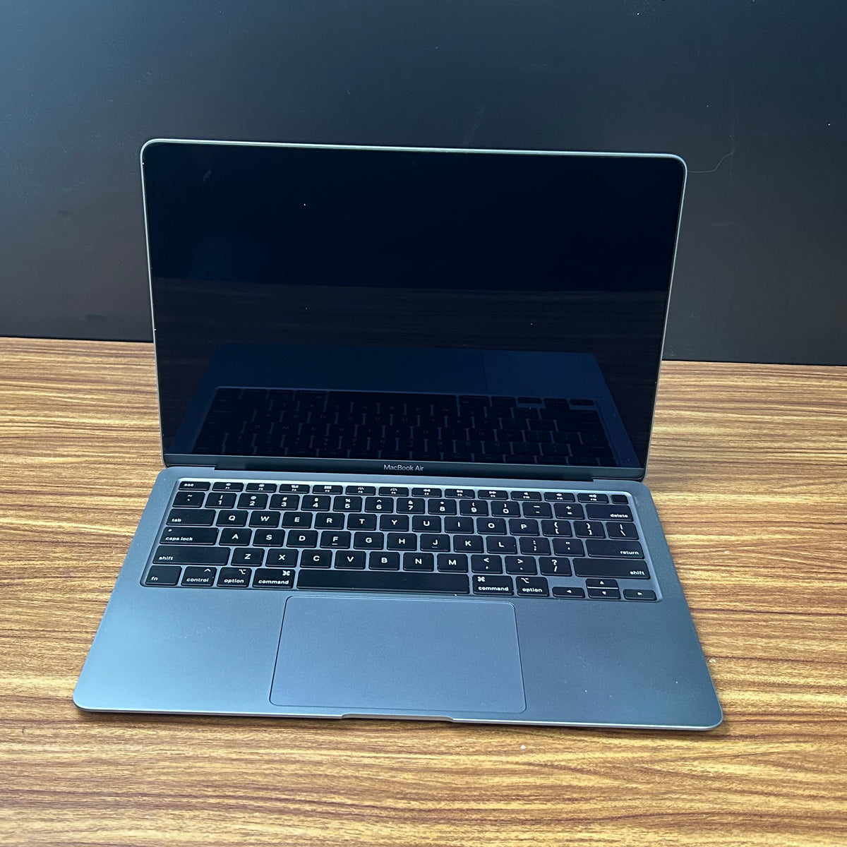 MacBook Air 2020 Usado 13" | i3, 8GB RAM, 256GB | TrocaTech