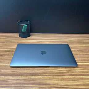 MacBook Air 2020 Usado 13" | i3, 8GB RAM, 256GB | TrocaTech