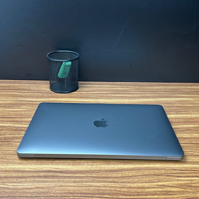 MacBook Air 2020 Usado 13" | i3, 8GB RAM, 256GB | TrocaTech