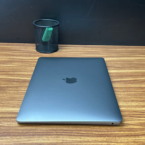MacBook Air 2020 Usado 13" | i3, 8GB RAM, 256GB | TrocaTech