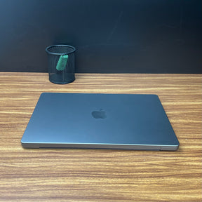 MacBook Pro 2021 Usado 14" | M1 PRO, 16GB RAM, 500GB | TrocaTech