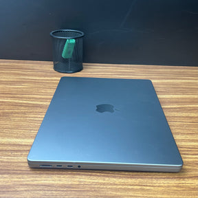 MacBook Pro 2021 Usado 14" | M1 PRO, 16GB RAM, 500GB | TrocaTech