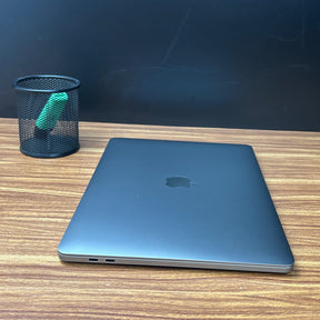 MacBook Pro 2019 Usado 13" | i5, 8GB RAM, 500GB | TrocaTech