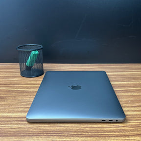MacBook Pro 2019 Usado 13" | i5, 8GB RAM, 500GB | TrocaTech
