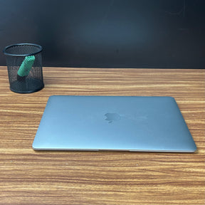 MacBook 2015 Usado 12" | CORE M 1.2GHZ, 8GB RAM, 500GB | TrocaTech