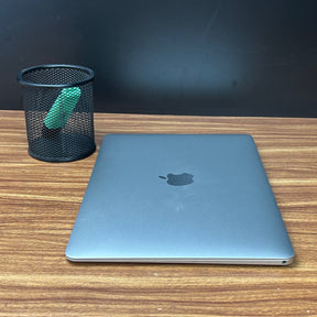 MacBook 2015 Usado 12" | CORE M 1.2GHZ, 8GB RAM, 500GB | TrocaTech