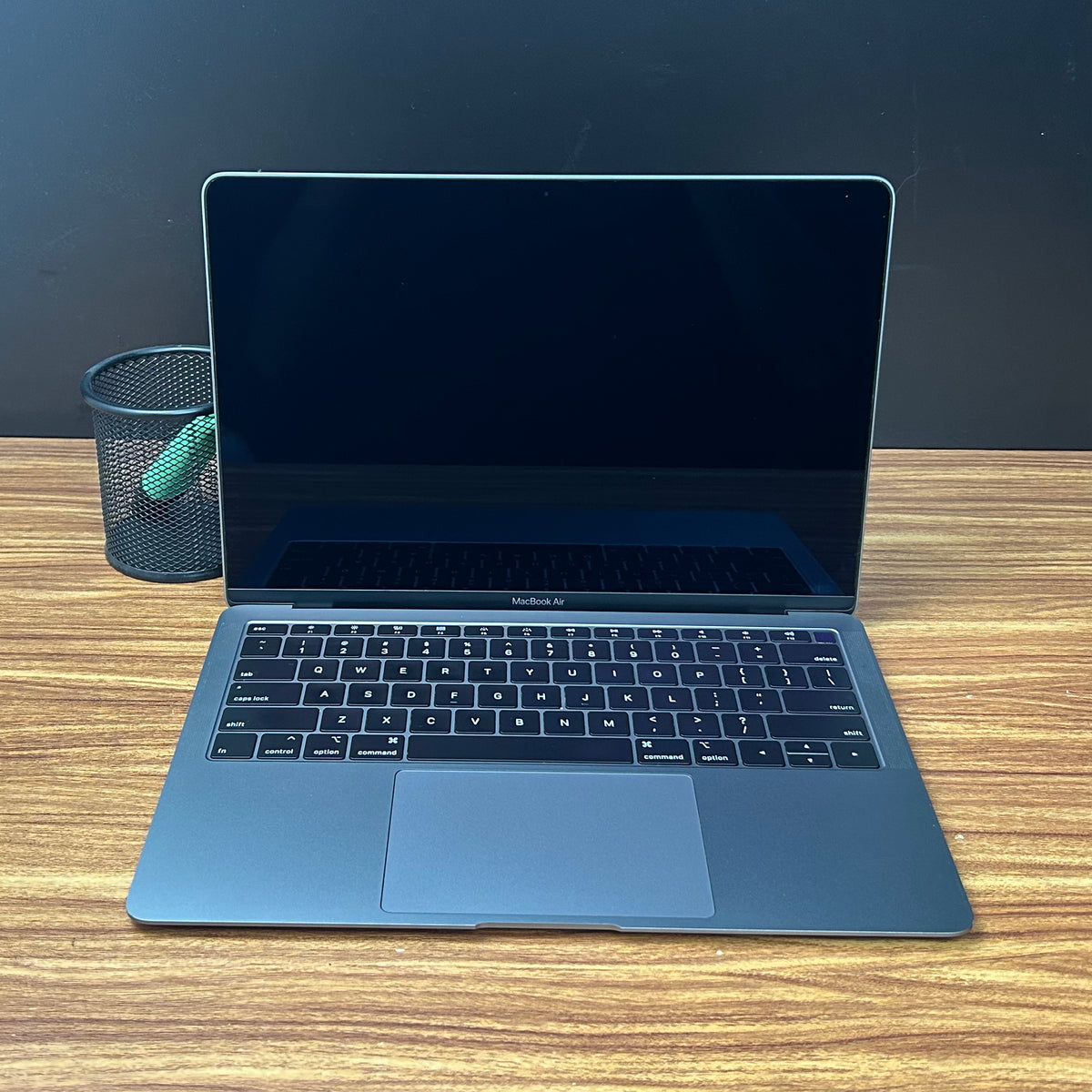 MacBook Air 2019 Usado 13" | i5, 8GB RAM, 256GB | TrocaTech